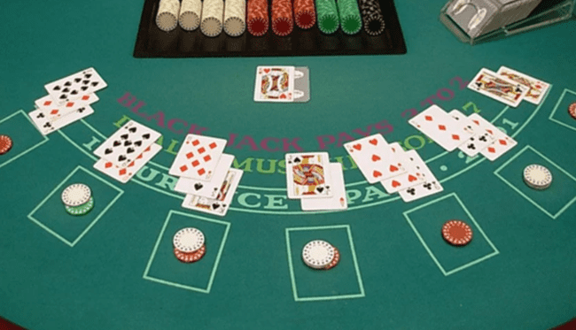 blackjack dealer stands on 17